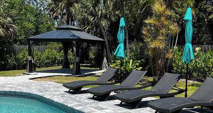 Delray Oasis: Pool, Gazebo & Beach Access
