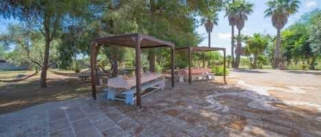 Standard Villa, Multiple Bedrooms, 2 Bathrooms (Masseria Le Palmentelle Pool And) | Outdoor dining