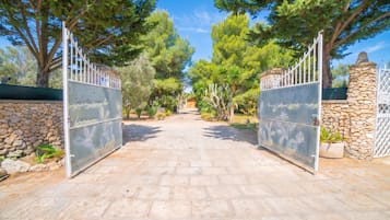 Villa Standard, 2 camere da letto, 2 bagni (Masseria Le Palmentelle Pool And) | Parco della struttura