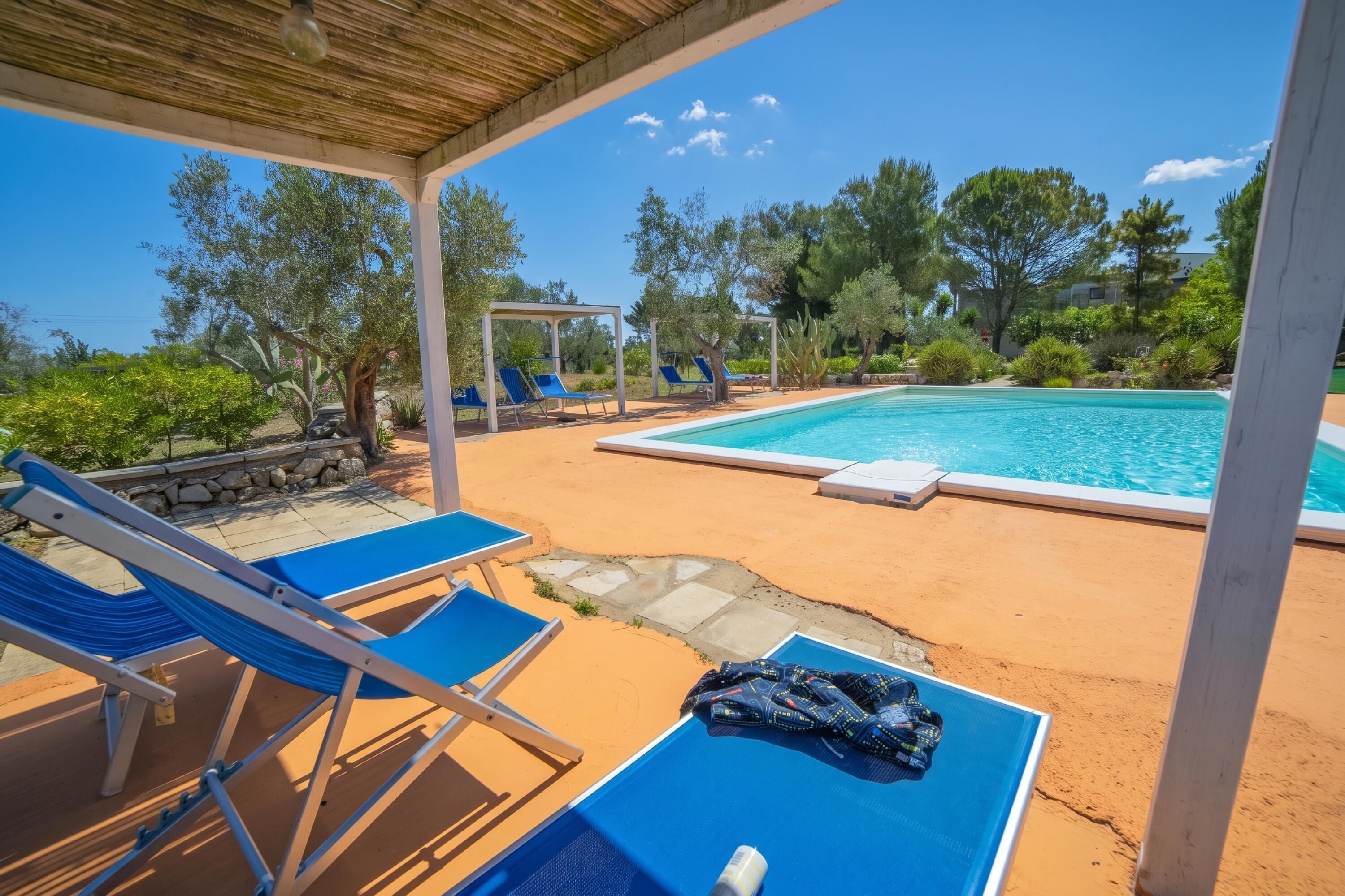 Villa estándar, 2 habitaciones, 2 baños (Masseria Le Palmentelle Pool And) | Alberca | Alberca al aire libre por temporada 