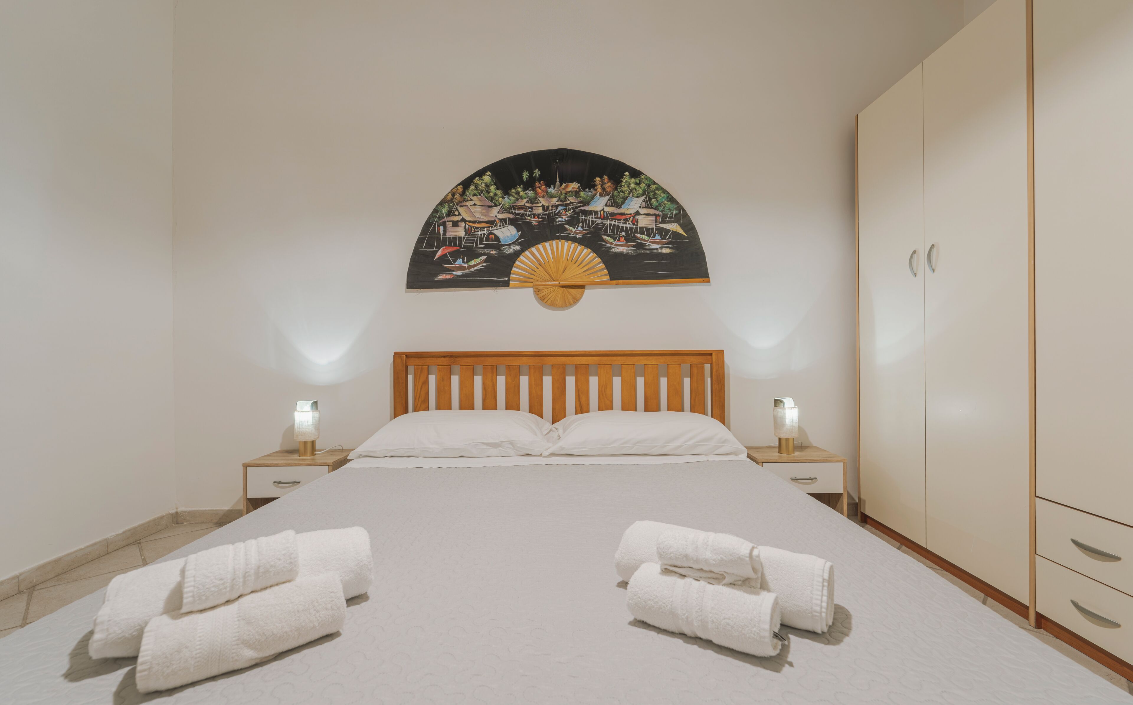Traditional Apartment, Courtyard View | 2 bedrooms, hypo-allergenic bedding, memory-foam beds
