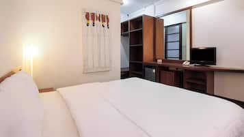 Deluxe Double Room | Free WiFi, bed sheets