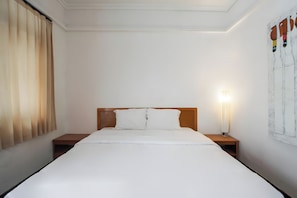 Deluxe Double Room | Free WiFi, bed sheets - Capital O 93809 Wida Hotel (Legian)