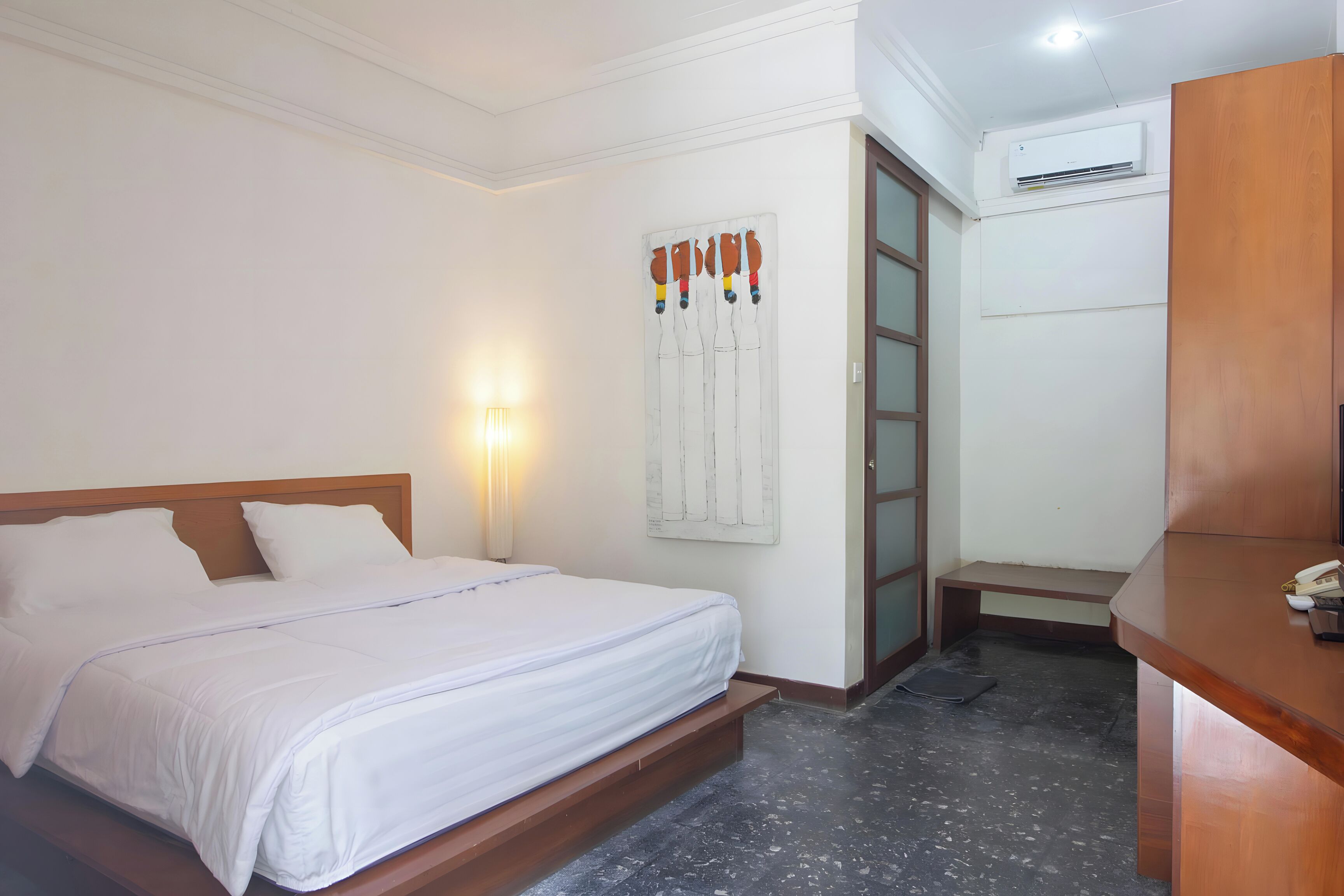 Deluxe Double Room | Free WiFi, bed sheets