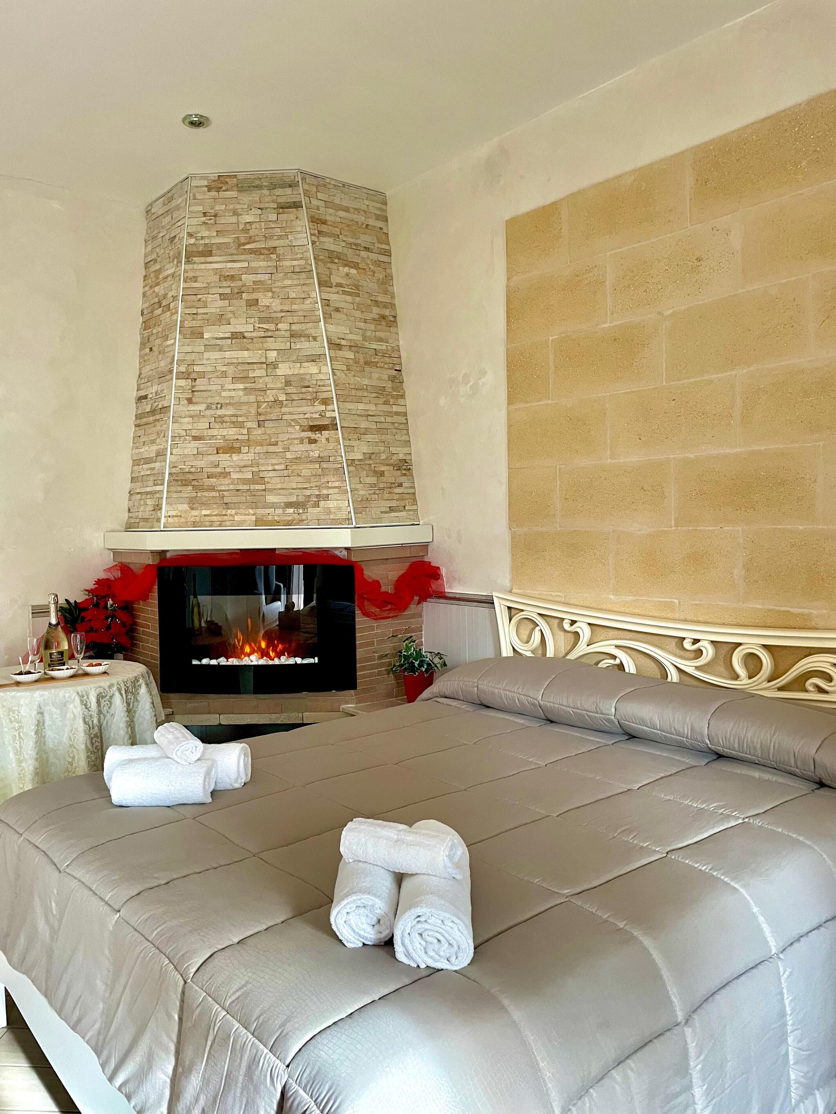 Habitación doble Deluxe | Ropa de cama de alta calidad, camas con pillow-top, minibar y cunas 