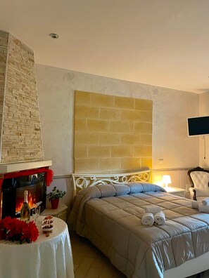 Habitación doble Deluxe | Ropa de cama de alta calidad, camas con pillow-top, minibar y cunas 