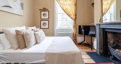 The New Cross Premier Room