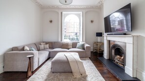 Living area - Modern & Stylish House in Deptford (London)