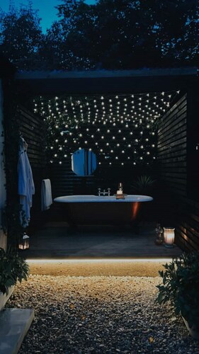 Luxury village cottage; outdoor tub; country views