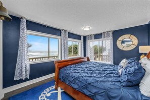 8 bedrooms, desk, iron/ironing board, WiFi