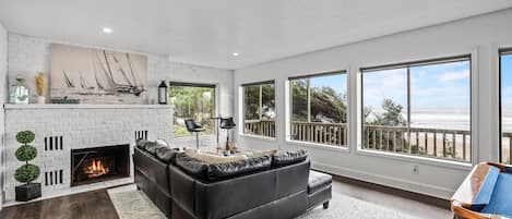 TV, fireplace, DVD player, stereo