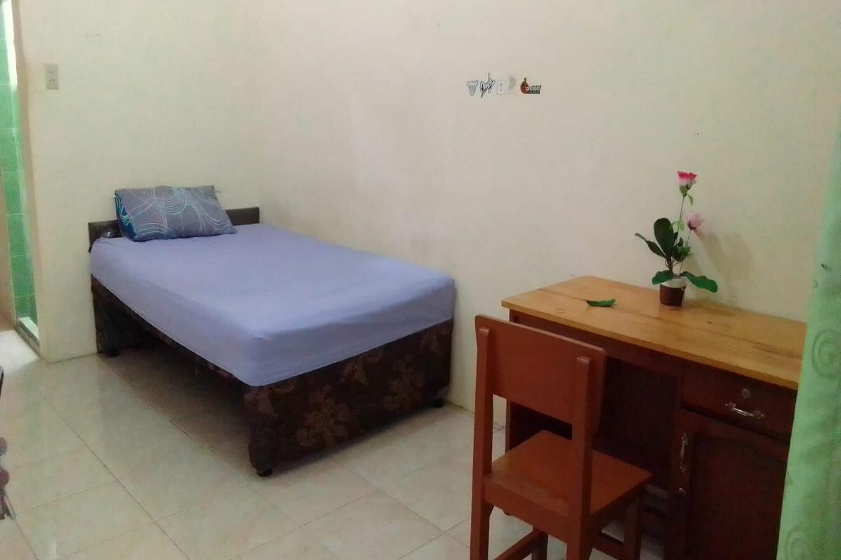 Economy Double Room | Free WiFi, bed sheets