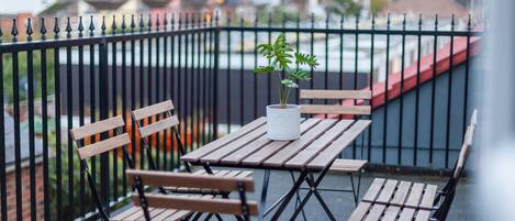 Apartment | Terrace/patio