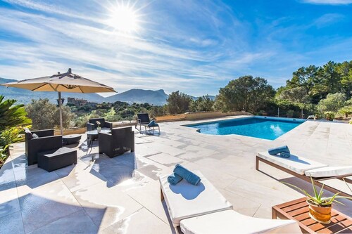 Finca Andratx con Total Privacidad y Piscina