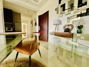 Interior - Serenity Haven - Luxury 2-bed Apartment in Accra (Sakumono)