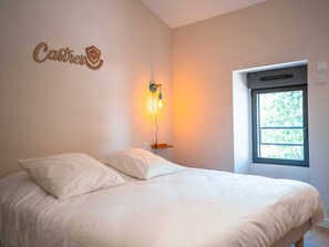 11 soverom, safe på rommet, strykejern/-brett og wi-fi (inkludert)