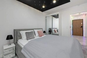 1 chambre, fer et planche à repasser, Wi-Fi, draps fournis