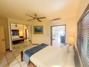 3 bedrooms, iron/ironing board, internet, bed sheets