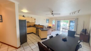 Interior - La Riviera One Coastal Life Style Two Bedroom (South Mission Beach)