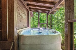 Bain à remous extérieur