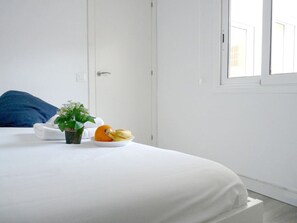 2 chambres, fer et planche à repasser, Wi-Fi gratuit, draps fournis