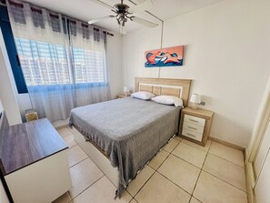 Iron/ironing board, free WiFi, bed sheets - A1047 - Nice apartment in a complete urbanisation and close to the beach (Villajoyosa)