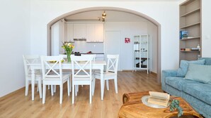 In-room dining - Hedera A9 (Dubrovnik)