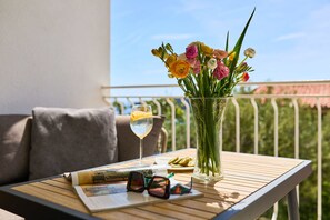 Appartement (3 Bedrooms) | Balcon
