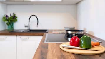Apartment (3 Bedrooms) | Private kitchen