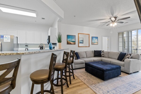Smart TV - Havens 1123 Located in Barefoot Resort! Secure Building & Great Location (North Myrtle Beach)