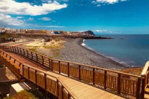 Beach - Vista Bella (Los Abrigos)