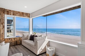 Interior - Oceanfront Oasis Retreat (Dana Point)