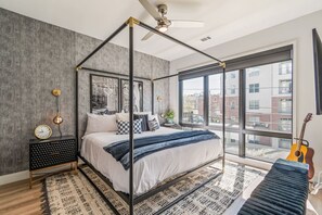 1 chambre, fer et planche à repasser, lit parapluie, Wi-Fi