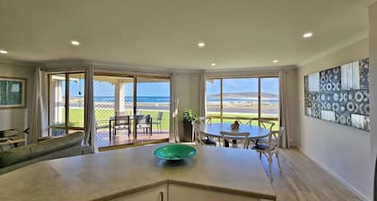 Luxury Waterfront | Sleeps 6 | Resort Pool | Wifi