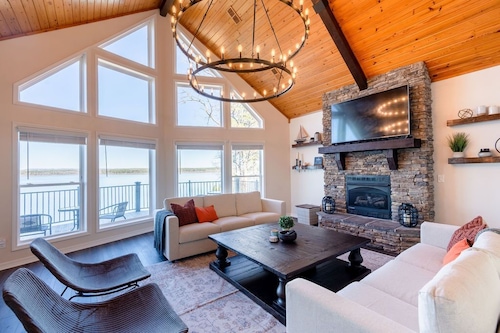 New Listing! 4 Bedroom + 3 Bathroom Home with Incredible Shoreline!