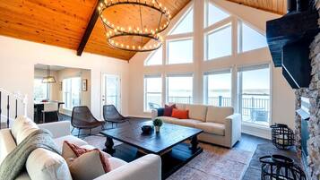 TV connectée, cheminée