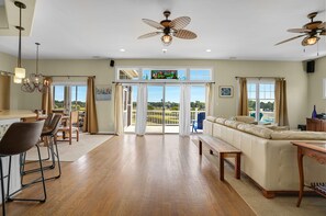 Fireplace, DVD player, foosball, table tennis - "Tranquil Tides"-4BR, 3BA, beautiful home with private beach access! (Cape Charles)