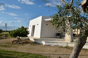 Exterior - 3806 VM - Trilo Luna by Barbarhouse (Nardò)