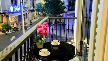 Luxury Single Room | Terrace/patio