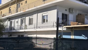 Bagian depan properti