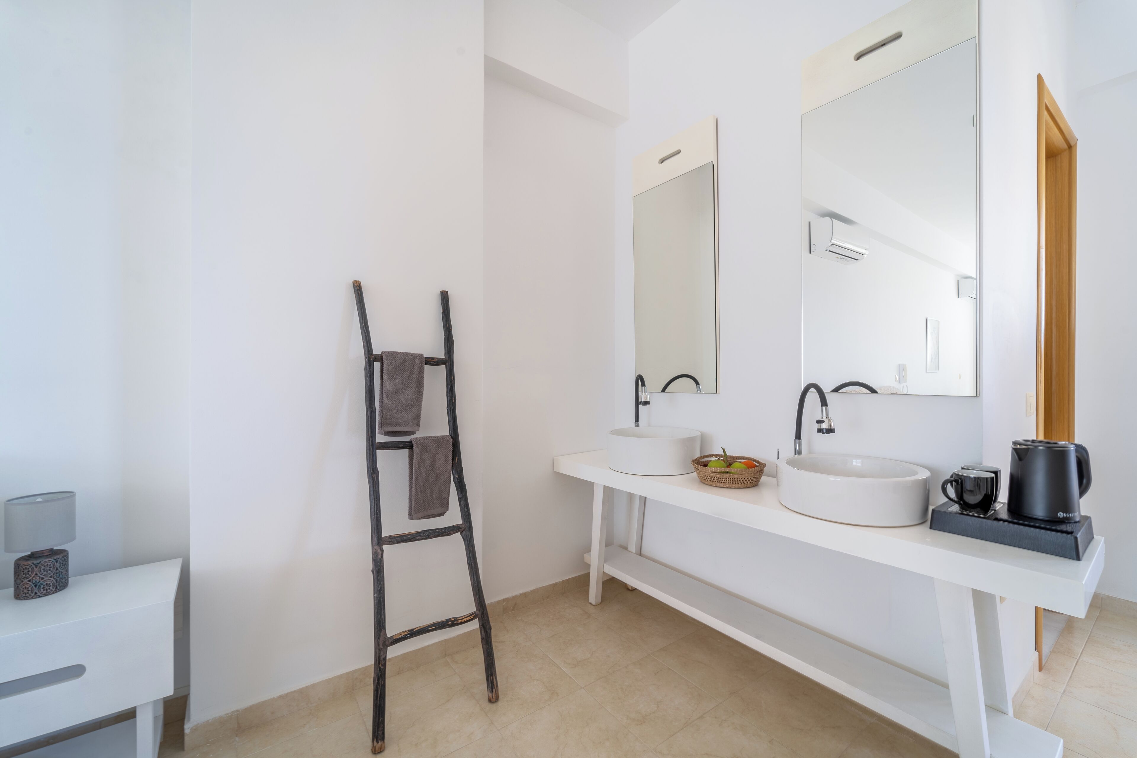 Premium suite | 1 slaapkamer, een bureau, geluiddichte muren, gratis wifi