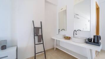 Suite Premium | 1 habitación, escritorio, insonorización y wifi gratis