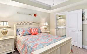 3 Schlafzimmer, Bügeleisen/Bügelbrett