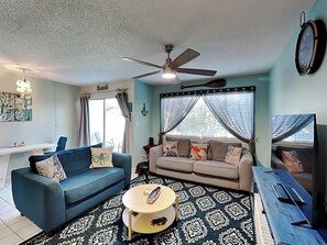 Smart TV, DVD player - Island Home #102 | Close to Beach and Destin Harbor (Destin)