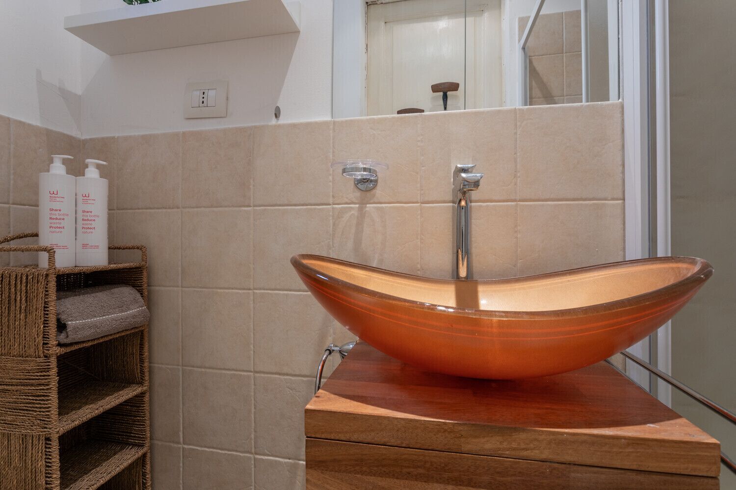 Dusche, Haartrockner, Bidet, Handtücher