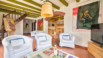 Economy Villa | 3 bedrooms, desk, iron/ironing board, free WiFi
