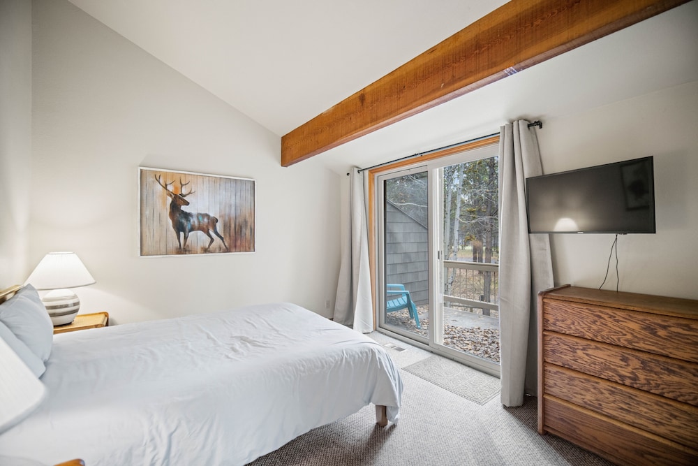 28 Quelah Condo 3 BR/2 BA, Sleeps 6 Sunriver Vrbo