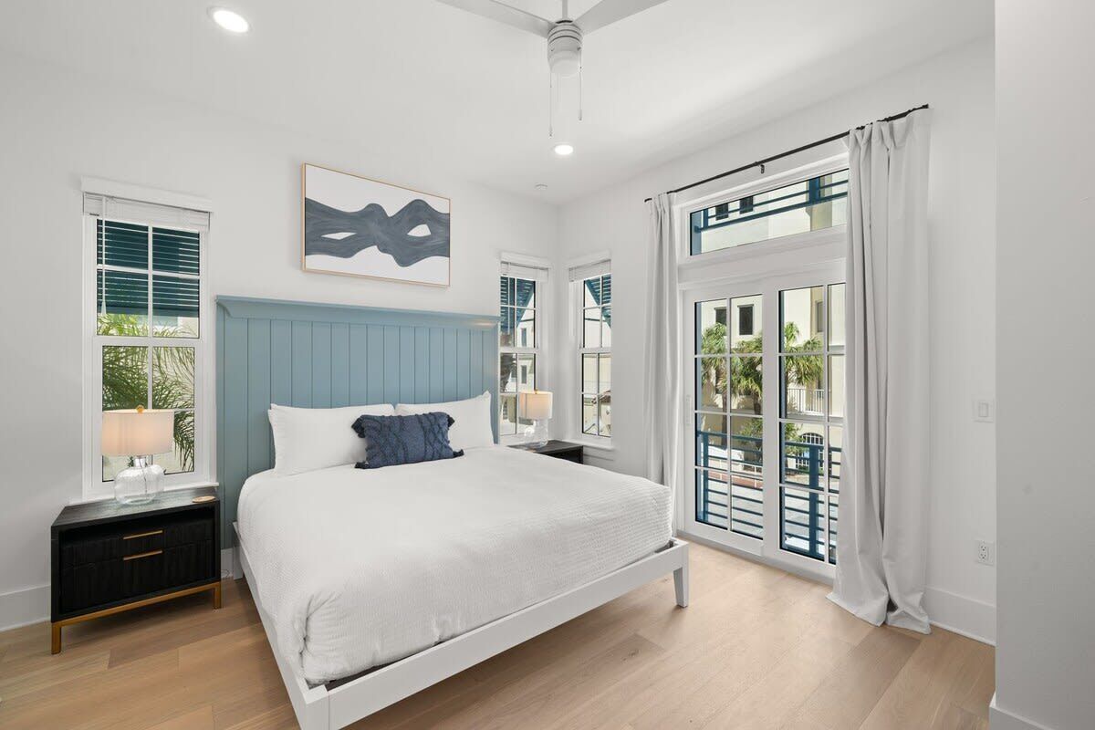 6 Schlafzimmer, Schreibtisch, Bügeleisen/Bügelbrett, WLAN