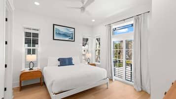 6 habitaciones, escritorio, tabla de planchar con plancha y wifi