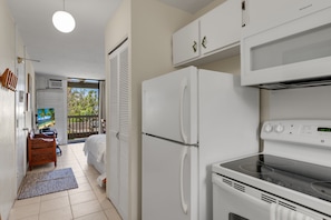 Condo, 1 Bedroom | Interior - Big Island Kona Bali Kai 168 1 Bedroom Condo (Kailua-Kona)